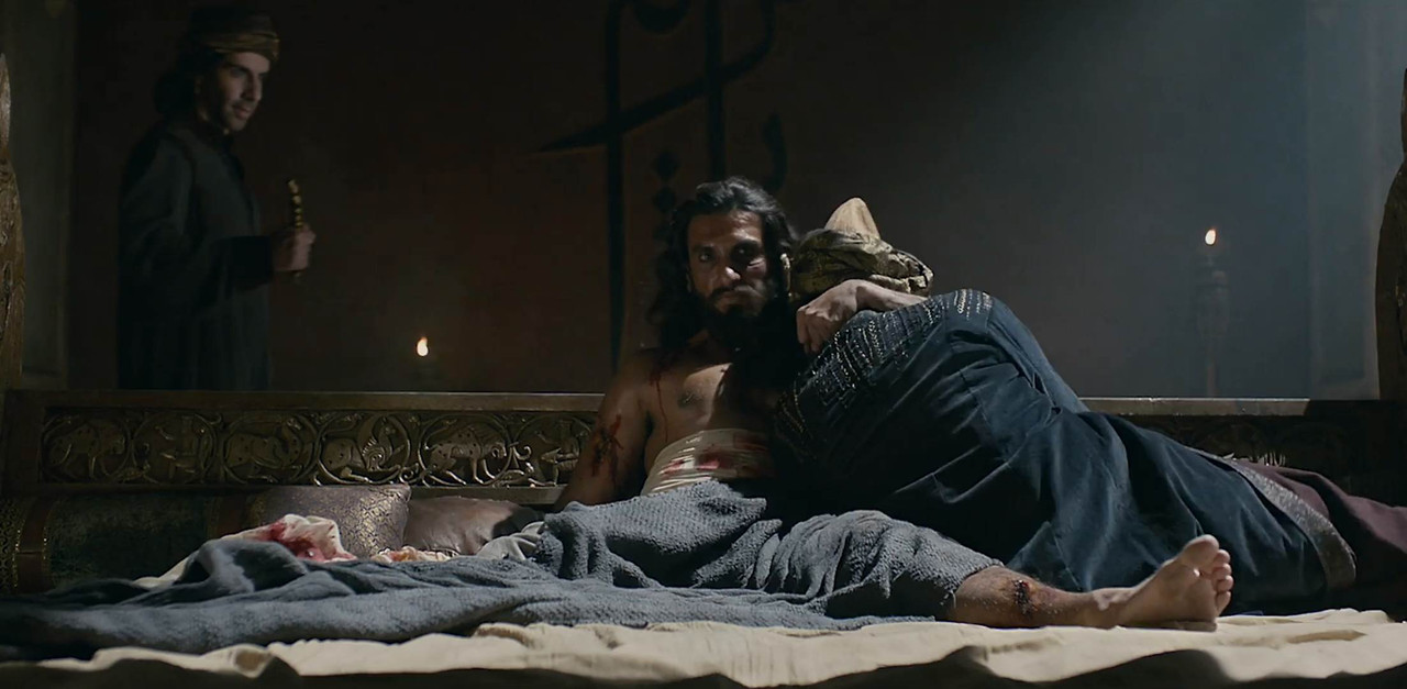 Padmaavat 2018 WebRip [Hindi + Tamil + Telugu] 480p, 720p, 1080p ESub Screenshot