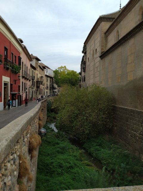 Las dos y una noche en Granada - Blogs de España - 25 Octubre. Día 2. Free tour Granada esencial y Free tour Albaicín (2)