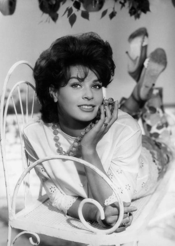Senta_Berger_mb02