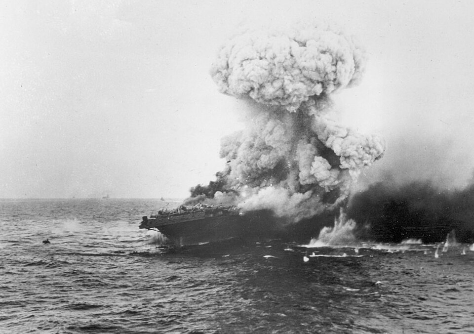 Explosión en el USS Lexington