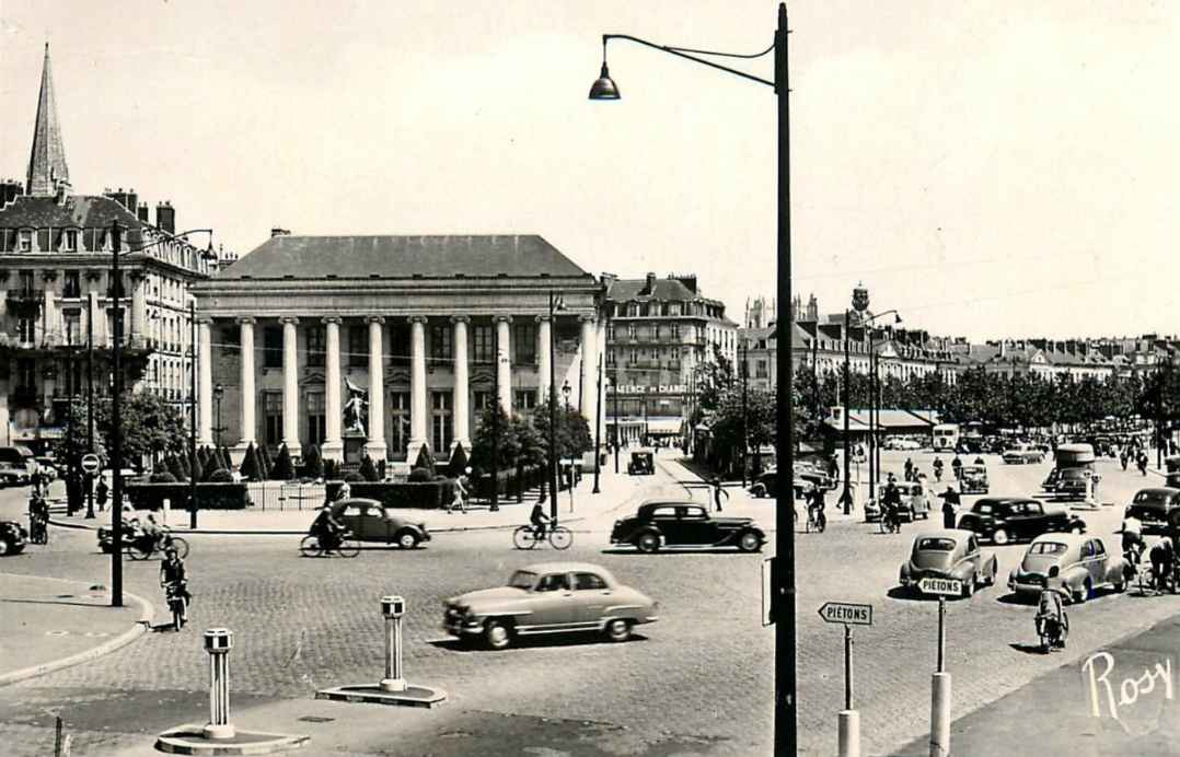 nantes place de la bourse