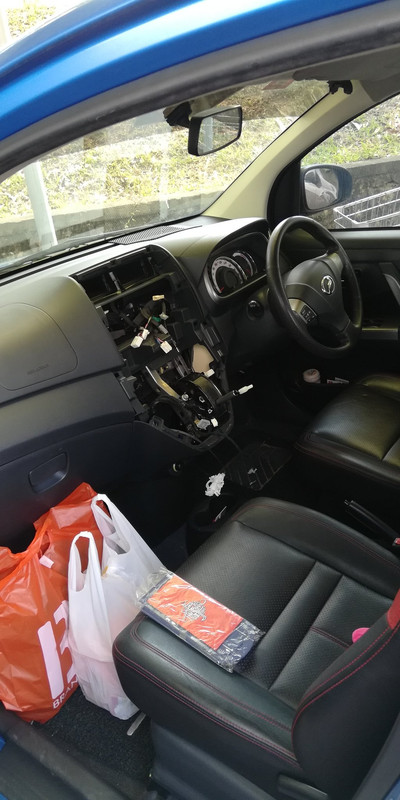 kereta dikopak