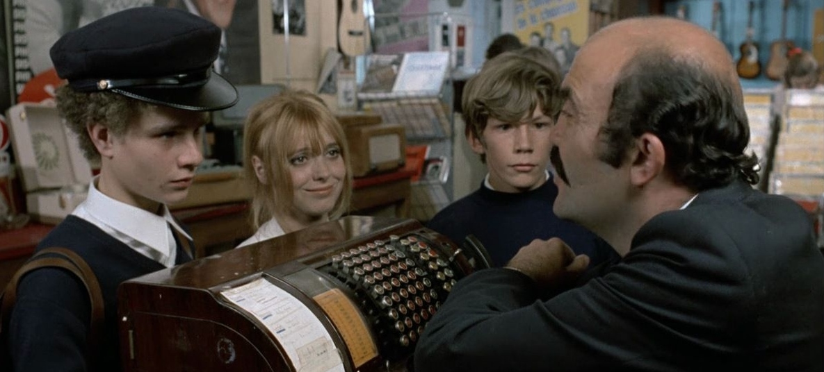 Murmur of the Heart Movie Screenshot
