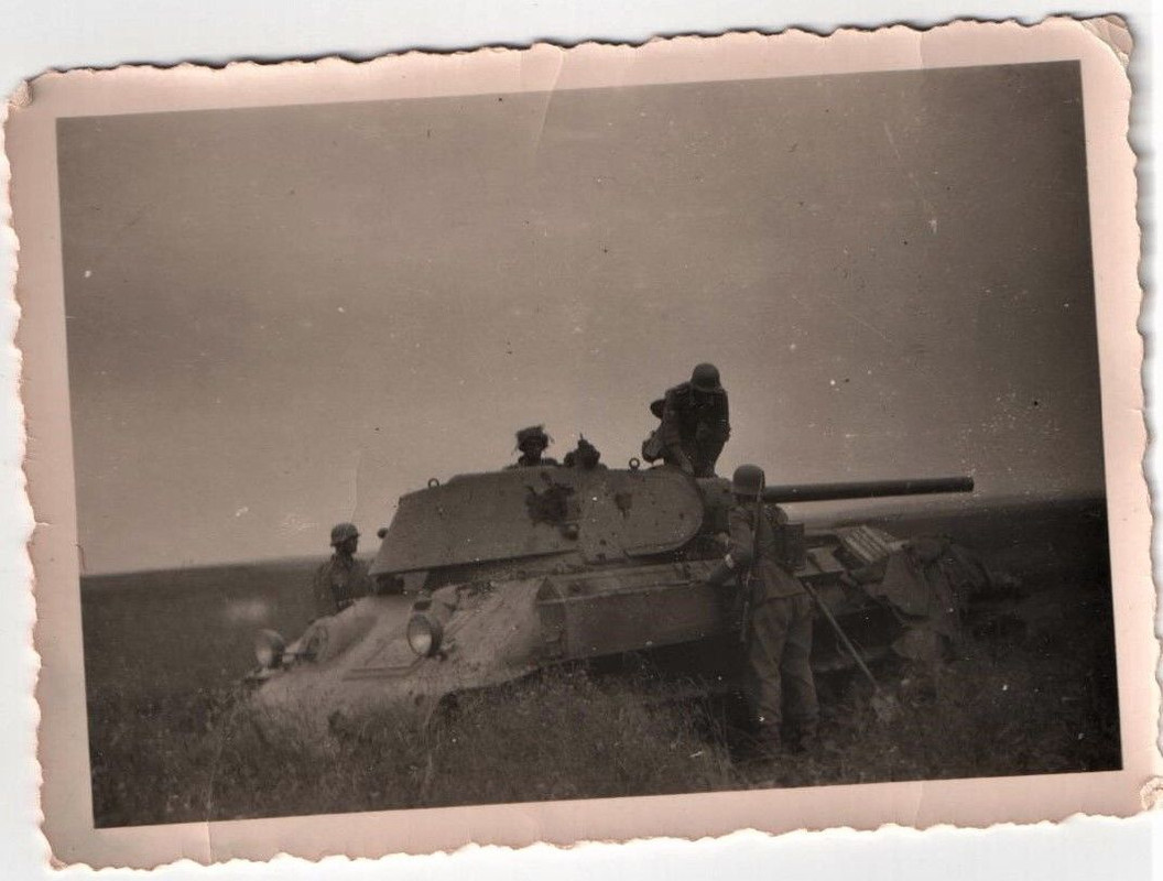 Original Fotos Panzer Tank WK2 Zerstörung Soldaten