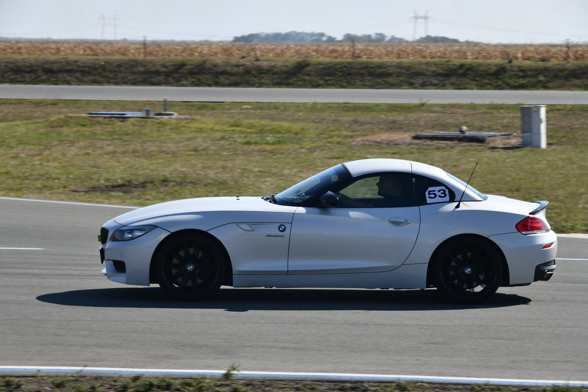 SAT-6112.jpg