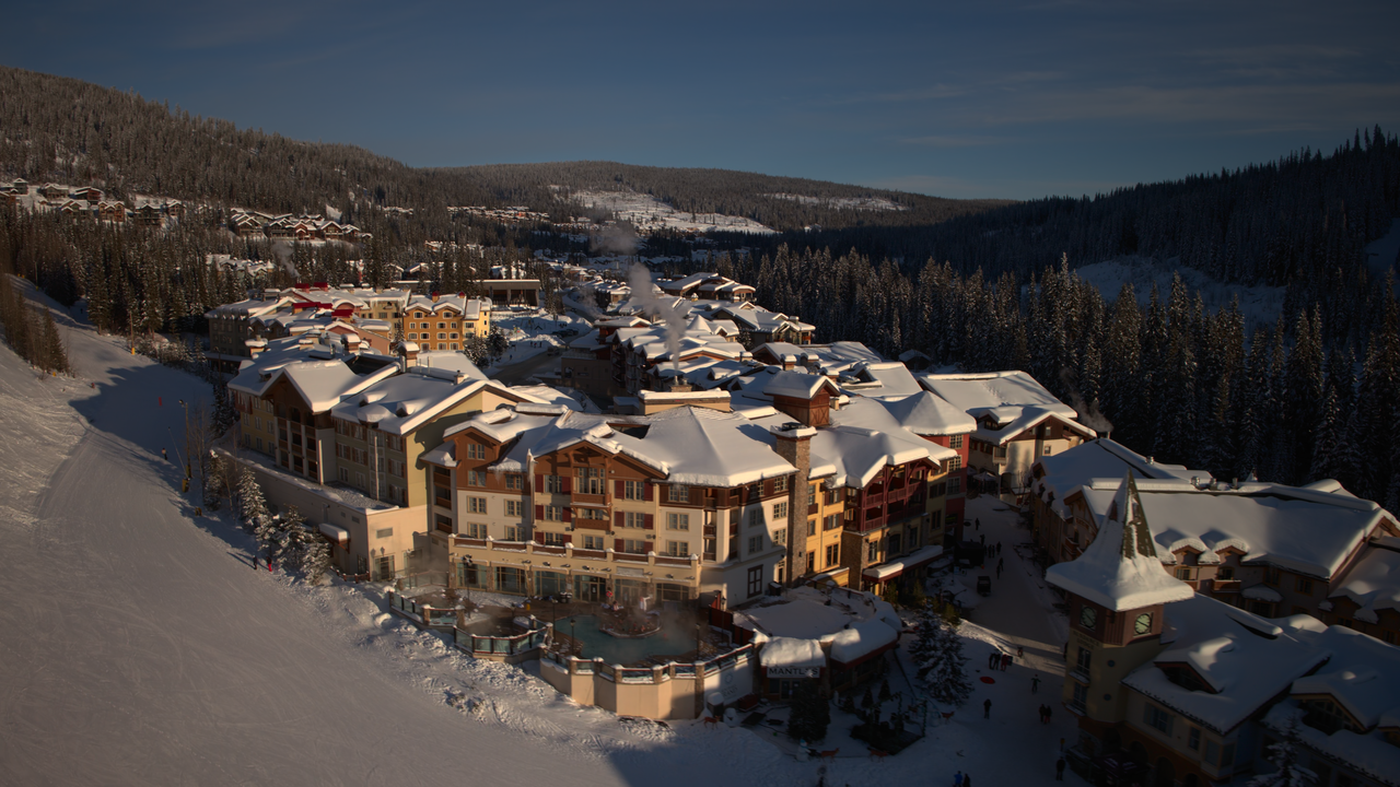 mpv shot My Secret Santa 2025 2160p UHD NF WEB DL DV P5 HEVC Нечипорук 00 16 15 0010