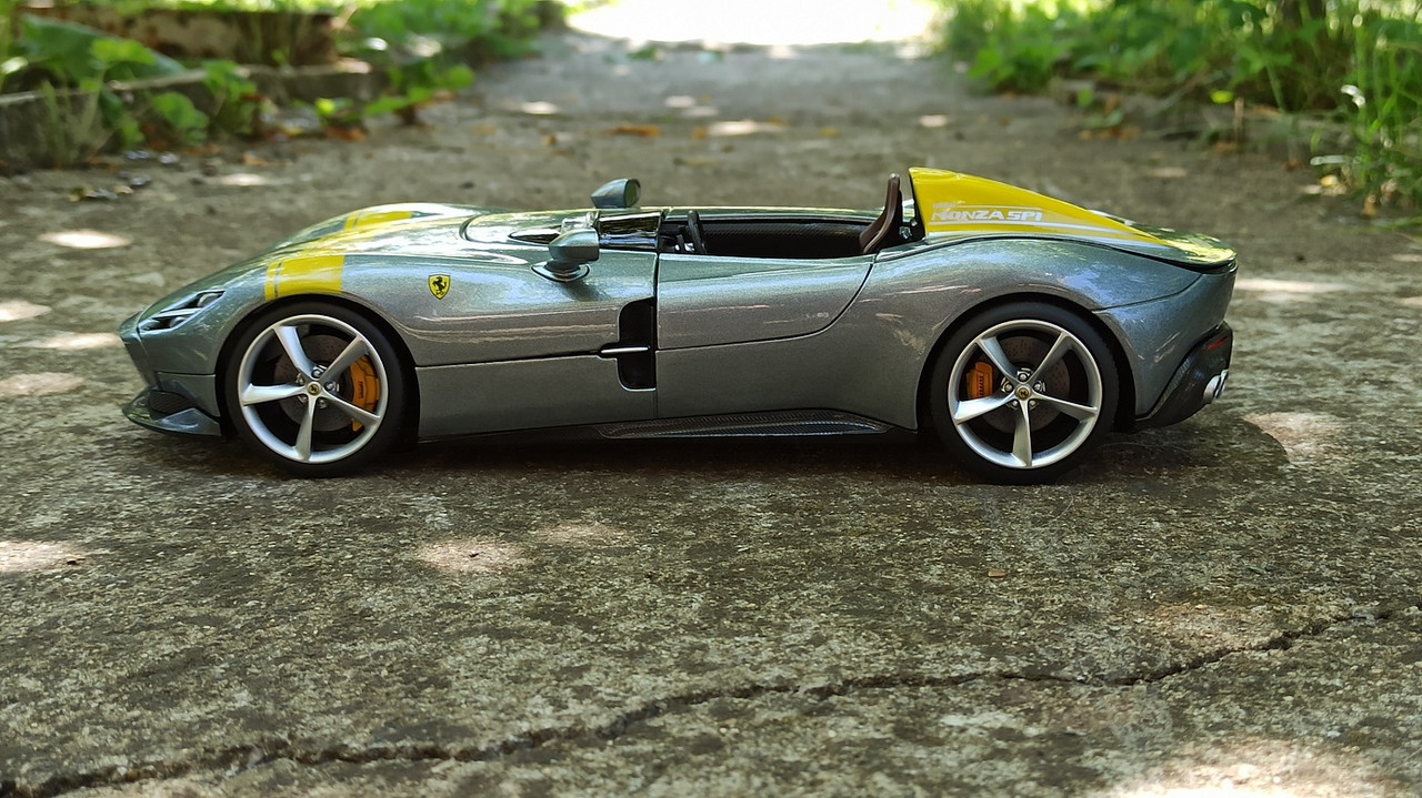 FERRARI MONZA SP1 BURAGO 1/18°