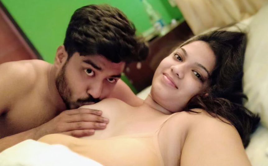 Desi aunty with young boyfriend full nude sex video