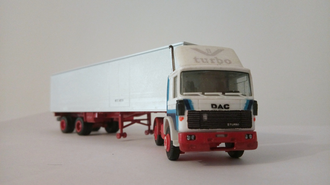 Macht (8094)