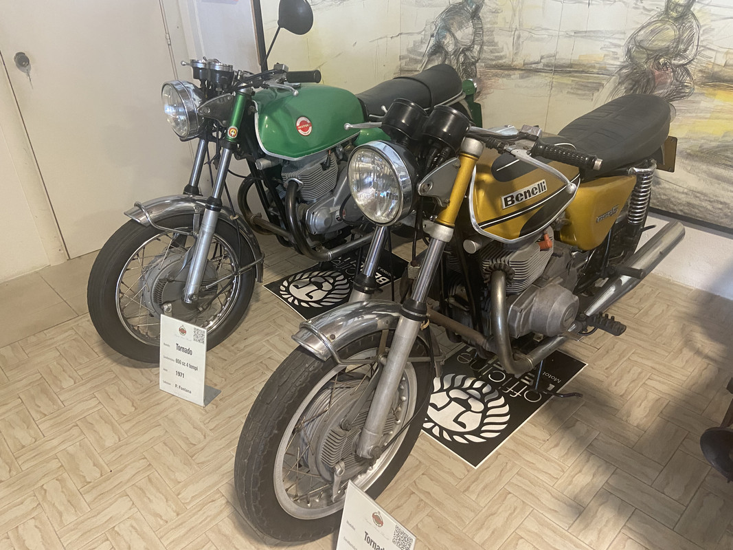 5101F5DD-2B36-44EF-8854-6F49E0C1D5F4