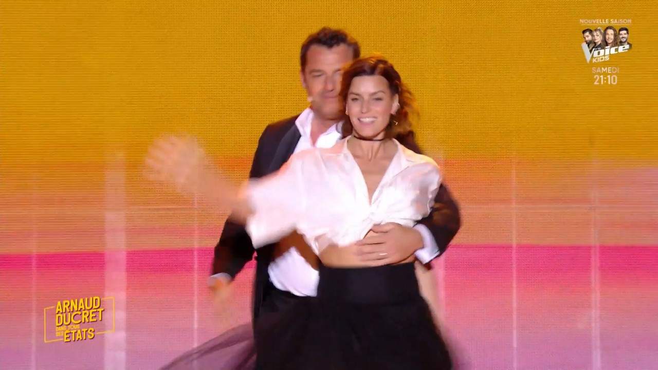 2022-08-16_21_10_TF1_Arnaud-Ducret-dans-tous-ses-etats.mp4_snapshot_01.41.23.967