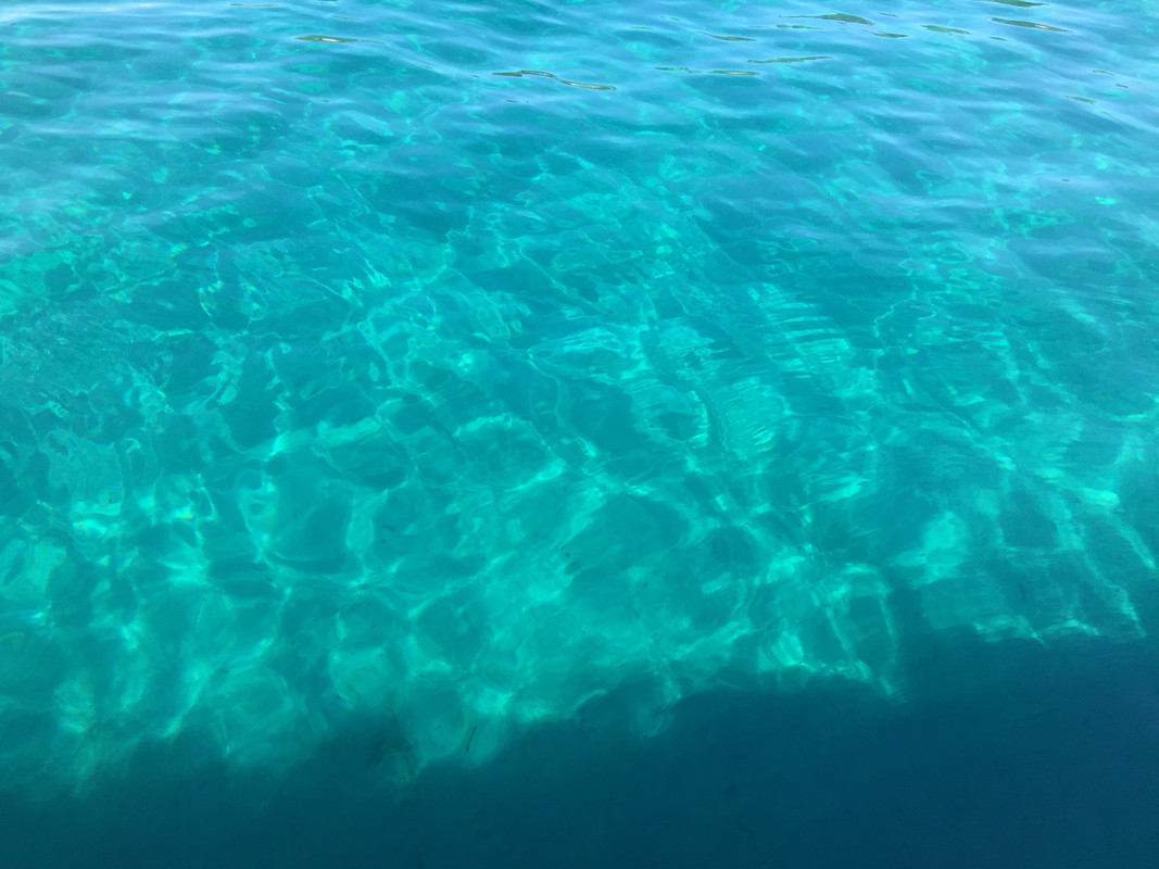 72B69DB1-C6EF-40AC-A20F-F12C80136E92