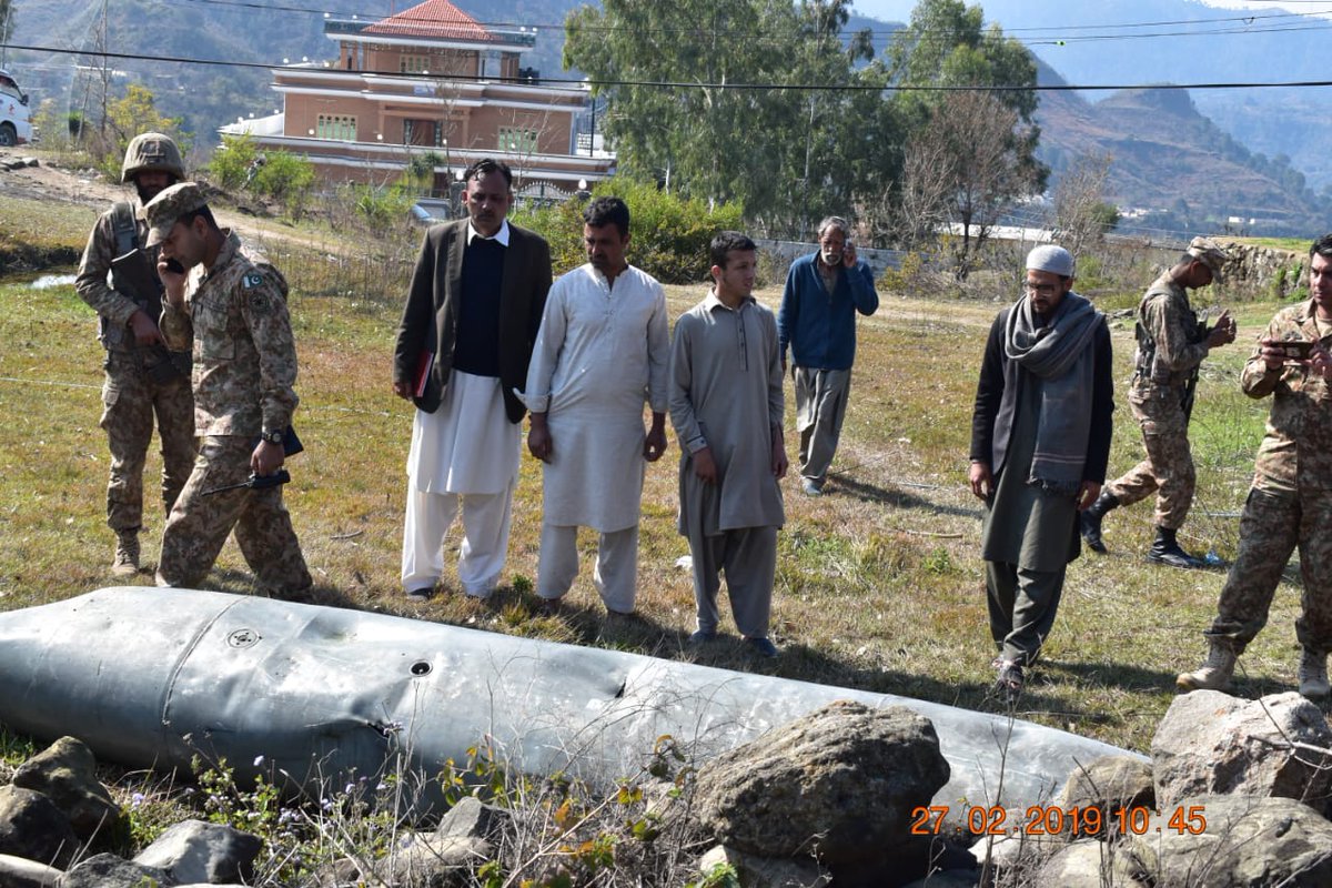 WRECKAGE-of-Indian-Jet-in-Pak-27-2-2019-2.jpg