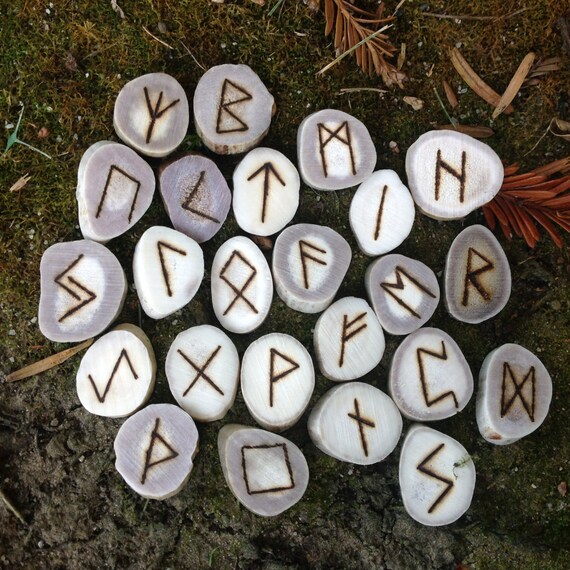 norse-runes.jpg