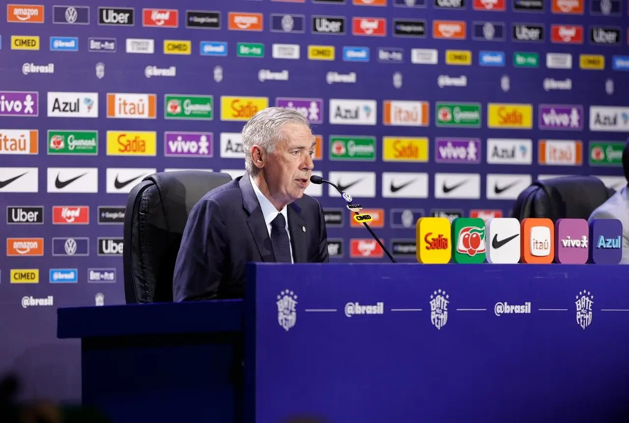 Ancelotti, durante o anúncio dos 26 convocados. Rafael Ribeiro / CBF