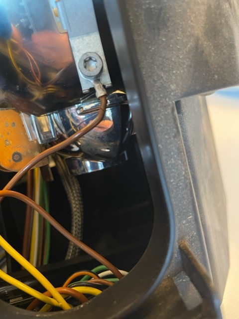 2358EA94-DB13-45DF-B9FF-FCDDF87C0479