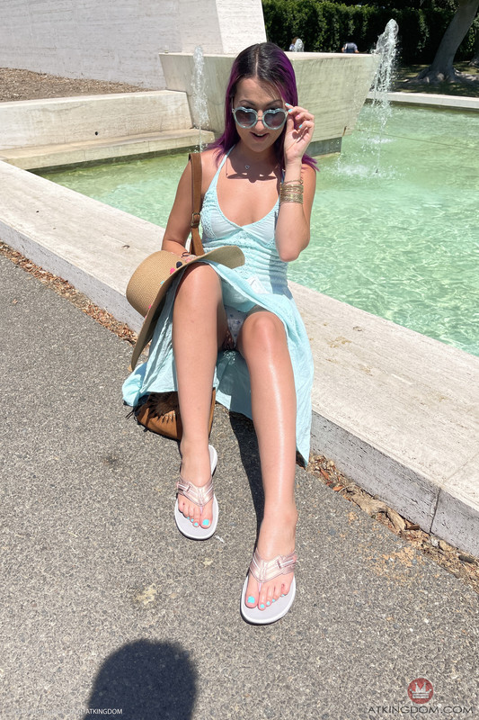 Lily Adams0017