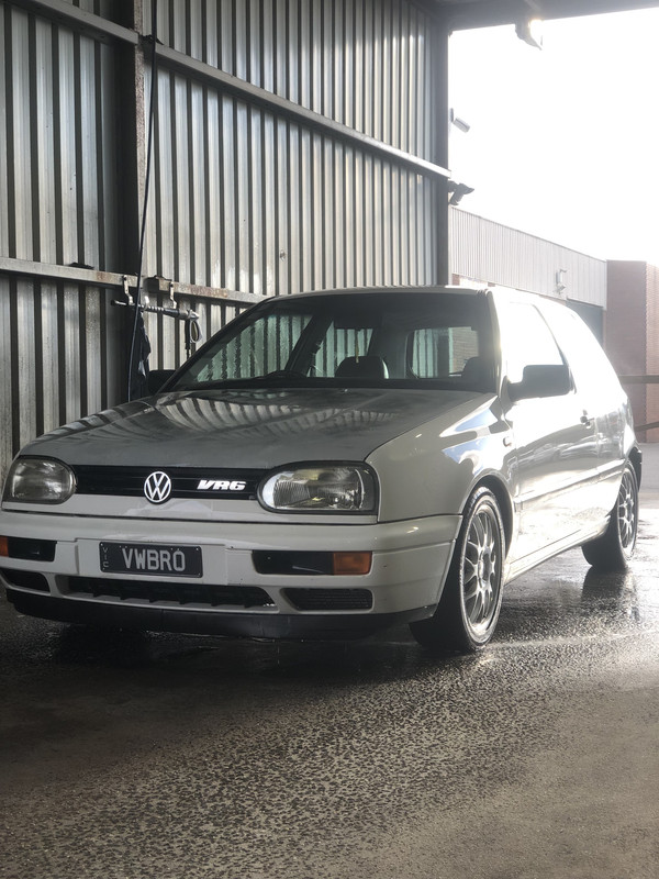 D73B0119-2FC2-4C3B-924A-3BBD43BB4797