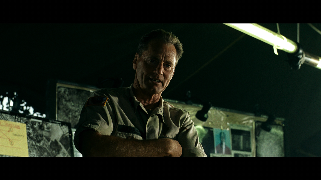 Black.Hawk.Down.2001.Theatrical.Cut.2160p.UHD.BDRemux.TrueHD.Atmos.7.1.HYBRID.DoVi-DVT.mkv_002253.60