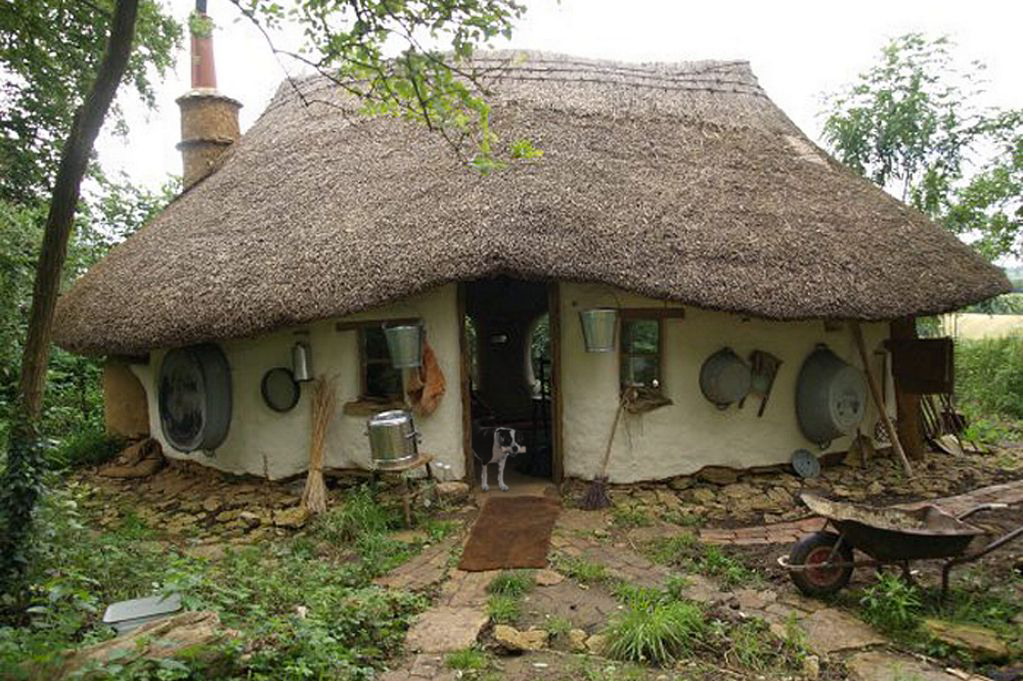 Cob-House.png