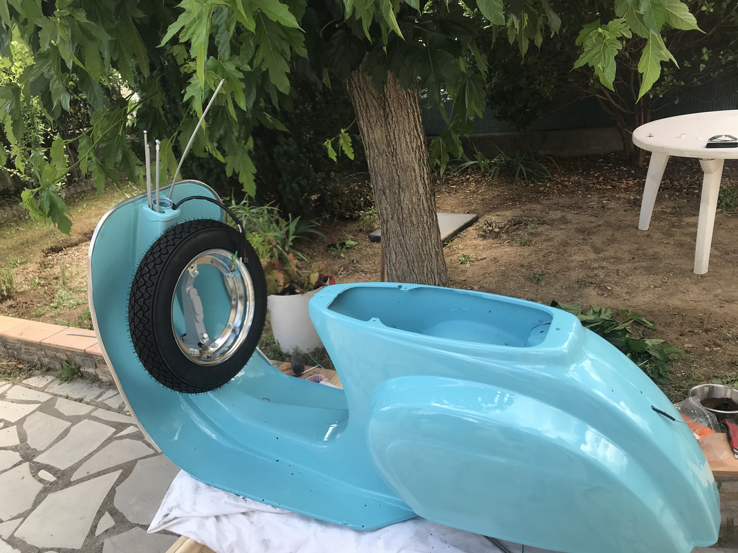 5B43BC8E-840A-43B6-A46A-16909D799A1D