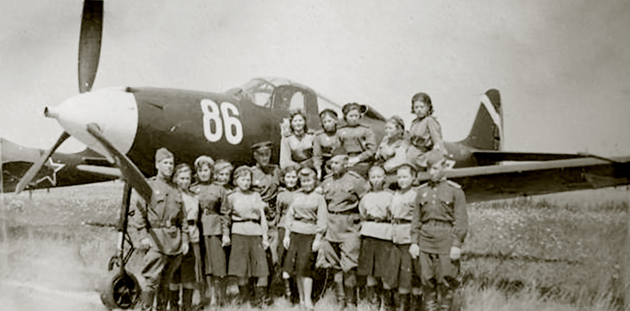 Bell-P-39Q-Airacobra-213GvIAP-22GIAD-White-86-Ukrainian-Front-1944-01