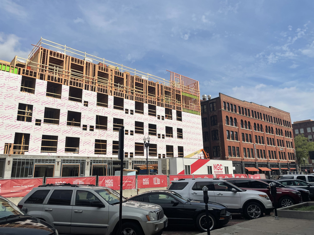 3BBD852A-B0A4-491A-9759-A6D88BBD0860