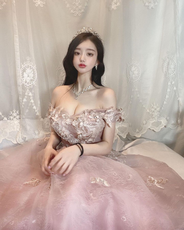【美女欣赏】instagram韩国美女@ttt.ri美图分享插图1 【美女欣赏】instagram韩国美女@ttt.ri美图分享插图1