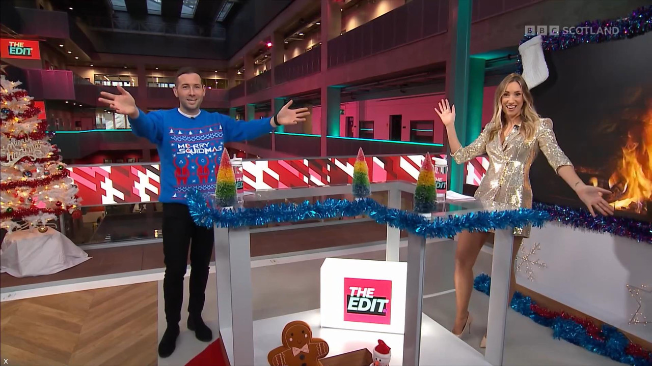12.25 - 20.00.00 - The Edit Christmas Special. Amy Irons and David Fa....ts_snapshot_34.16_[2021.12.