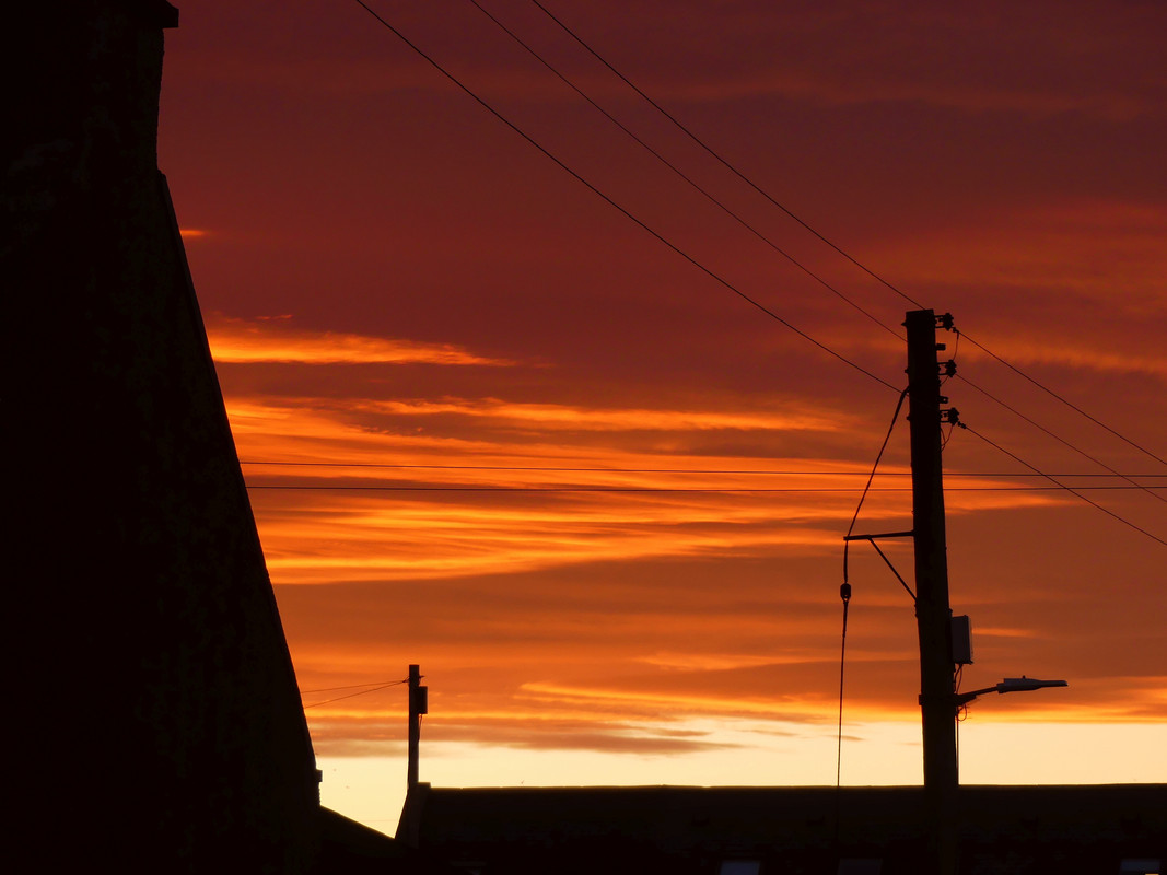 CHRISTMAS DAY SUNRISE 2