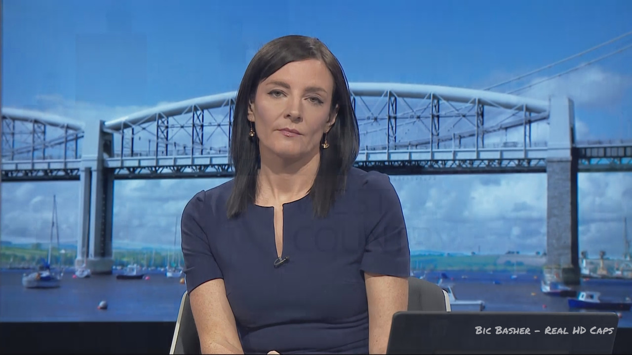 05.31 - 17.45.00 - ITV News West Country. Breaking news and current s....ts_snapshot_09.23.641