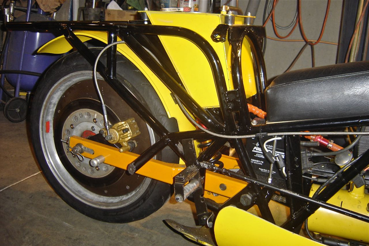 Bonneville bike rear link suspension