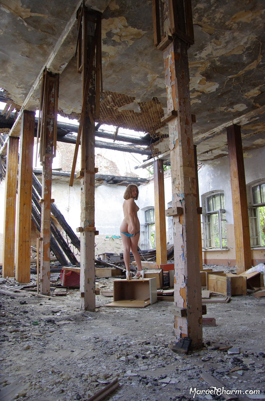 MarvelCharm_Nicolette-Ruins-076