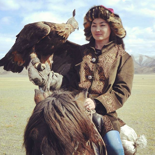 Perempuan Suku Kazakh