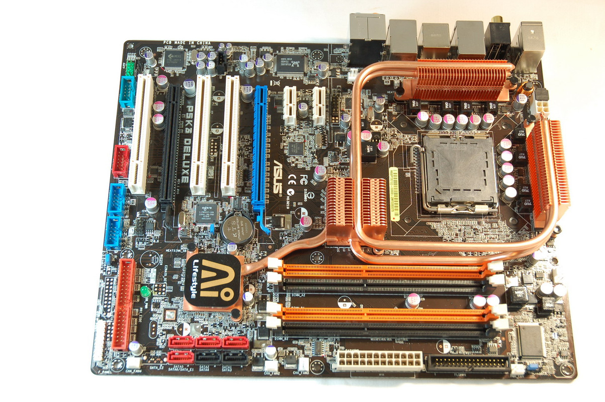 ASUS-P5K3-Deluxe-First-Mobo-Based-on-Intel-P35-Chipset-2