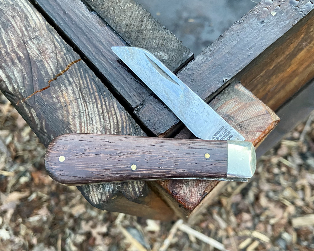 59AC15B4-4BA9-407B-BCB1-90D7610F6E28_1_201_a