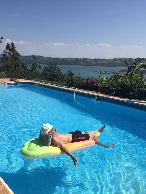 261914D1-25D8-41B0-8681-31B243D6E51E