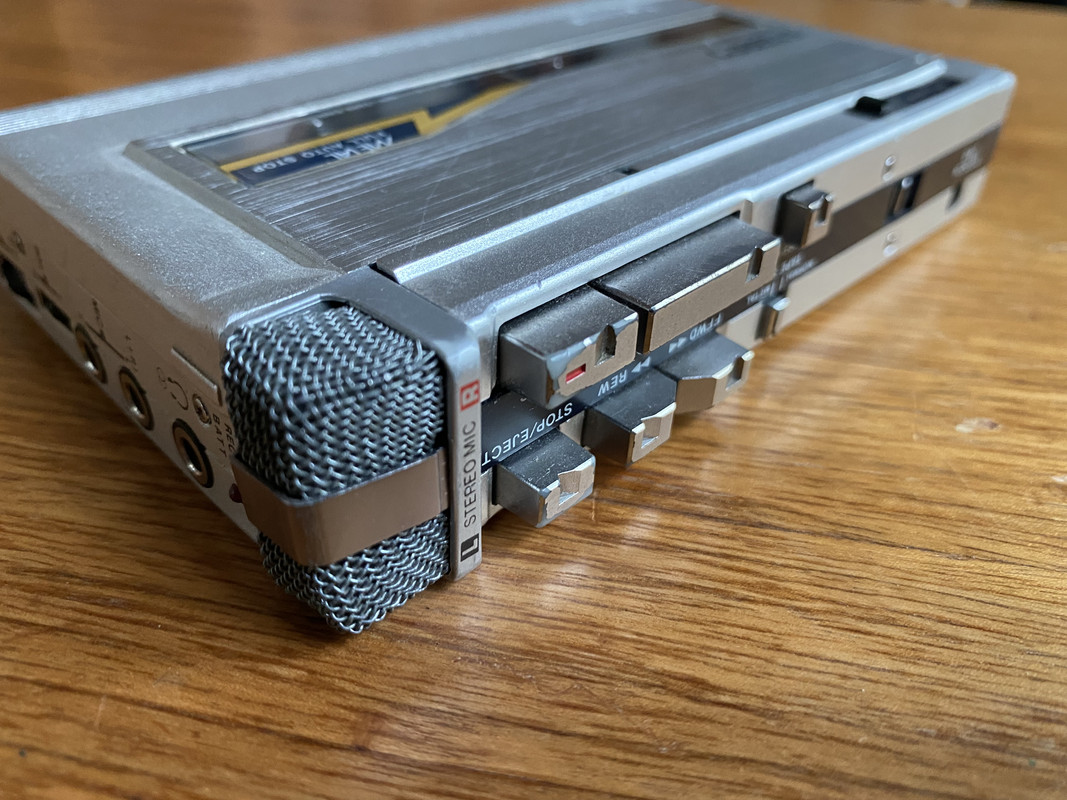 AB0338C5-ACE7-4E8C-9071-5480AC0B12E5