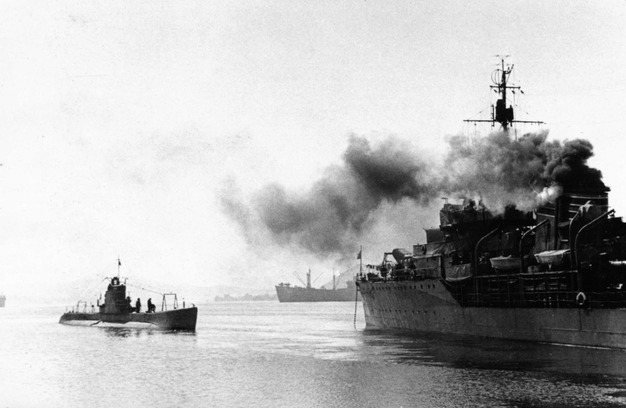 https://i.postimg.cc/y8QMn3vS/105-12-3-1945.jpg