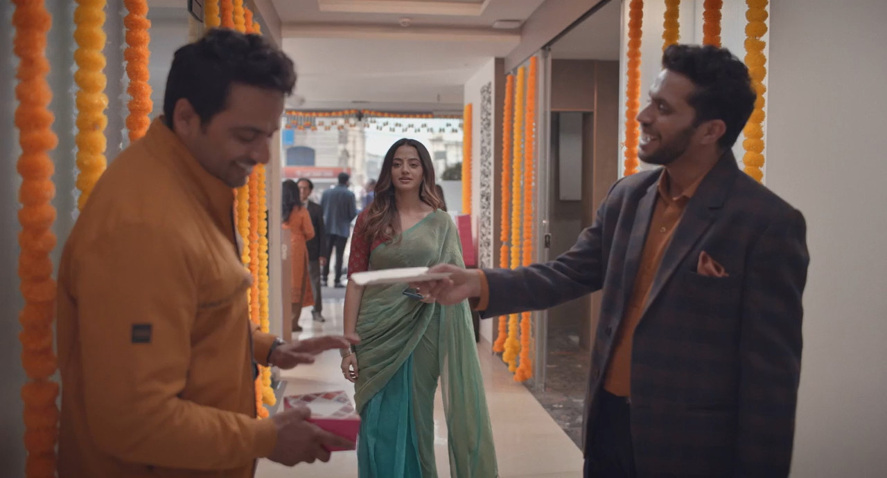 Gullak 2024 WebRip Season 4 [Hindi + Tamil + Telugu + Malayalam + Kannada] 480p 720p ESub Screenshot