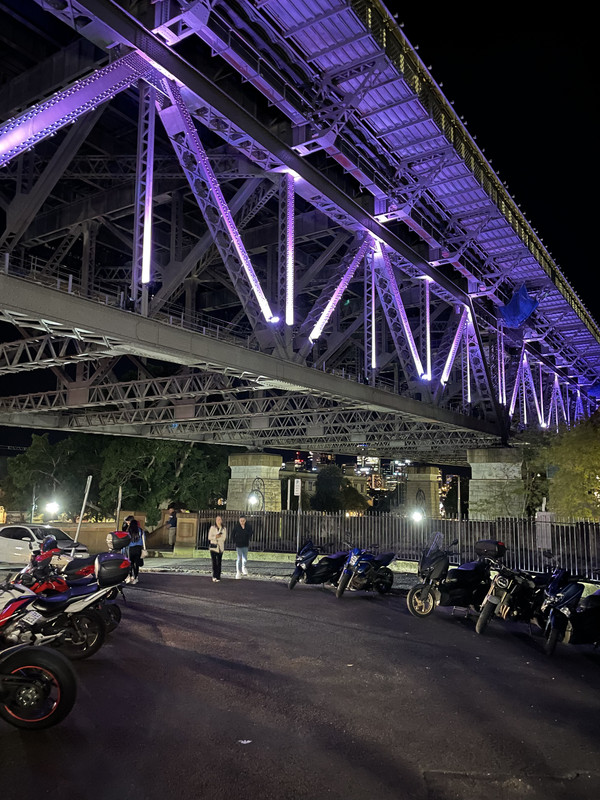 84D35A6D-BCAB-400D-8751-DE878006DE48