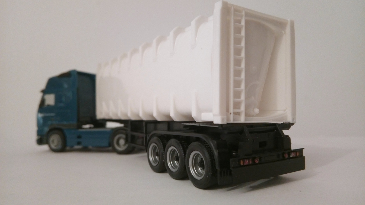 Mach (9004)