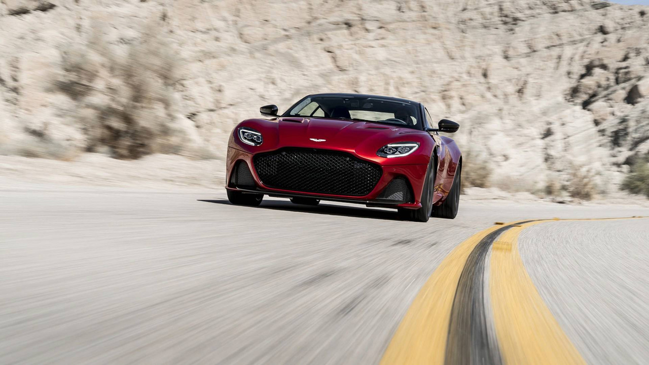 2019 Aston Martin DBS Superleggera (1)