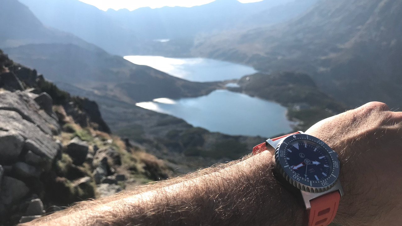 4E554A75-5E2B-4771-BBE9-159F9C0E7D14