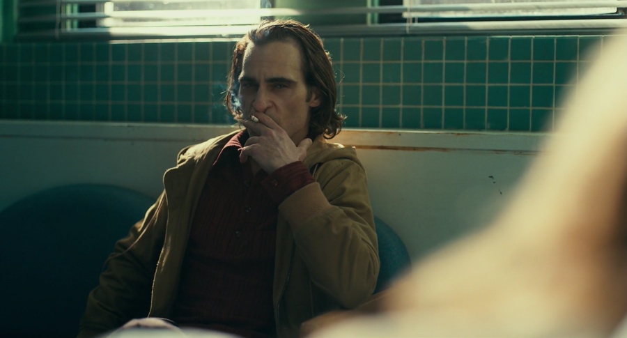 Joker 2019 BluRay [Hindi + English] 480p, 720p, 1080p ESub Screenshot