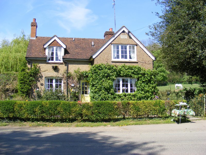 Aston-house-honesty-box.jpg
