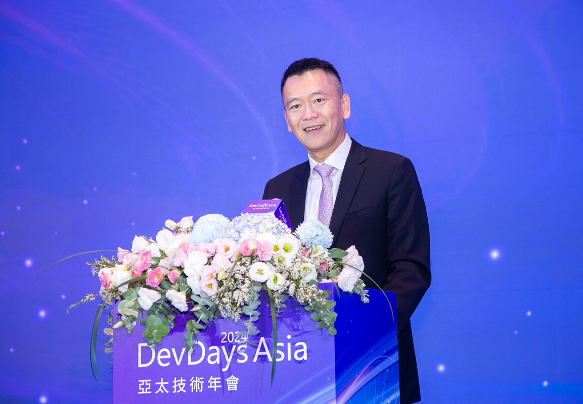 台灣微軟總經理卞志祥表示,台灣前一百大企業中有超過 7 成選擇微軟 AI 服務並已導入上線,創造 AI 應用遍地開花。微軟將持續透過 AI 基礎建設、技術平台,以至共榮生態系的高度整合,以及最堅強的團隊和經驗協助客戶導入,協助台灣產業在這波 AI 浪潮中創造出下一個十年的領先優勢。 台灣微軟總經理卞志祥表示,台灣前一百大企業中有超過 7 成選擇微軟 AI 服務並已導入上線,創造 AI 應用遍地開花。微軟將持續透過 AI 基礎建設、技術平台,以至共榮生態系的高度整合,以及最堅強的團隊和經驗協助客戶導入,協助台灣產業在這波 AI 浪潮中創造出下一個十年的領先優勢。