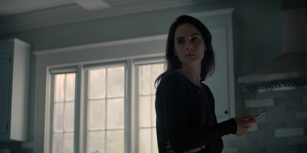 Defending Jacob (2020) S01E05 Visitors (1080p ATVP Webrip x265 10bit EAC3 5.1 - HxD) [TAoE].mkv_2020