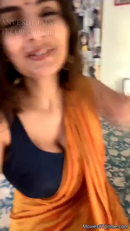 Anveshi jain Live.mp4.0024