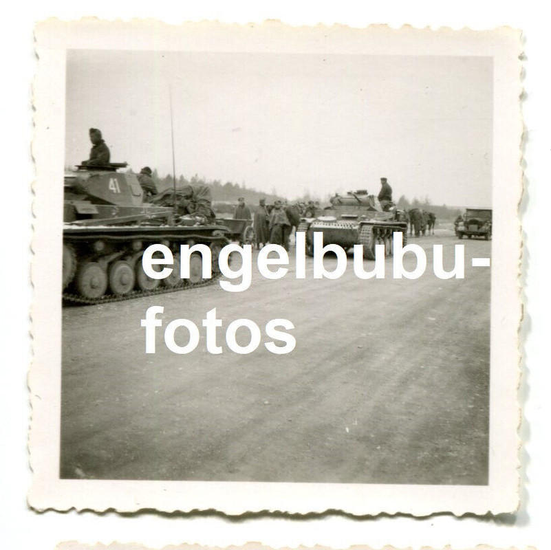 FOTO - PANZER - EINSATZ Frankreich --- -PANZER II- KOLONNE - Top-Ausführung -1